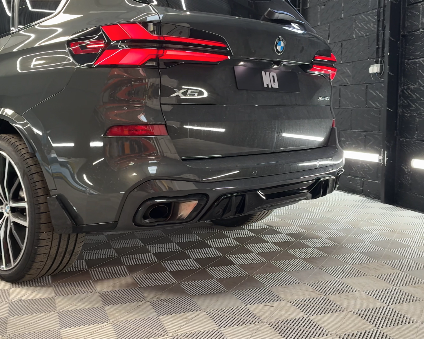 MP Style Diffuser - BMW X5 G05 (2018 - 2023)