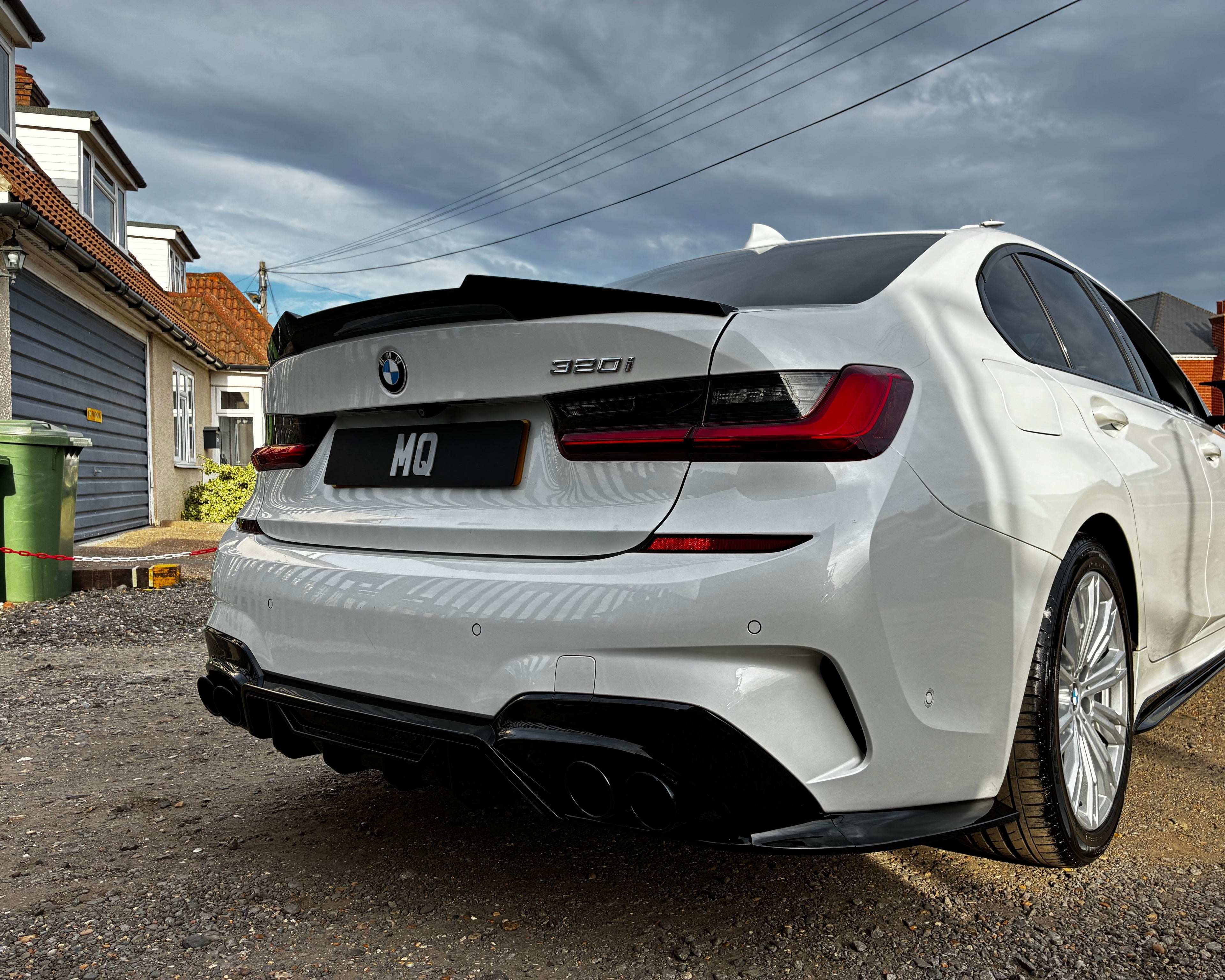 V Style Spoiler - BMW 3 Series G20 (2019 - 2022)